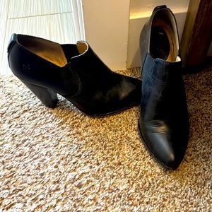 Frye excellent used condition